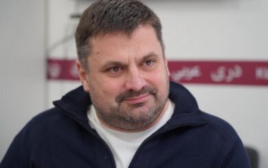ДБР чекає рішення Австрії: чи повернуть в Україну генерала-втікача Наумова