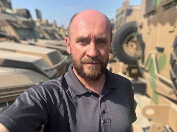Волонтер и журналист Бочкала показал закулисье по производству бронеавтомобилей LAVR (фото)