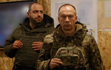 Александр Сырский и Рустем Умеров проверили боевую готовность войск на передовой