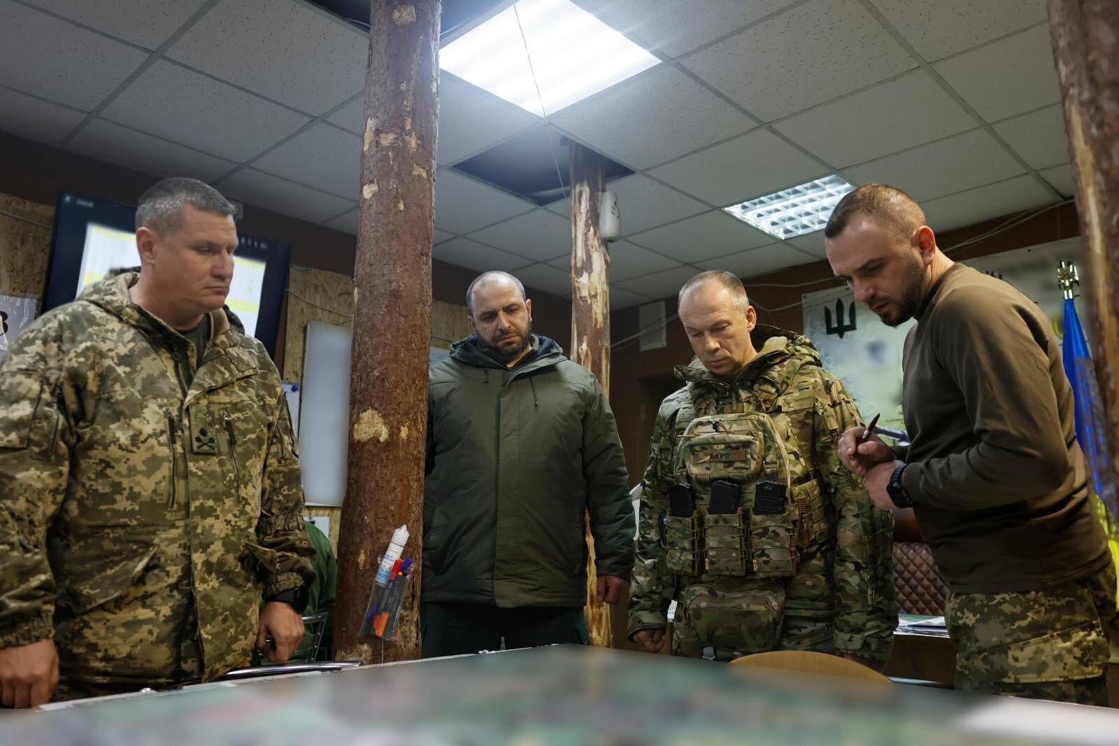 Олександр Сирський та Рустем Умєров перевірили бойову готовність військ на передовій