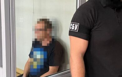 Працював на росіян, а потім сховався в українському війську: колаборанта затримано