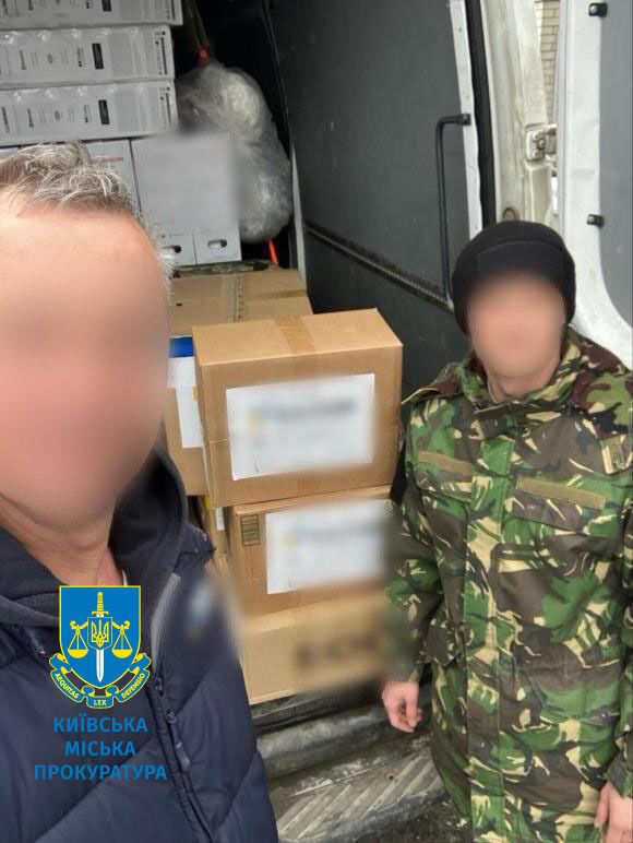 Мошенники под видом военных: в Киеве задержали организаторов аферы с гуманитарной помощью