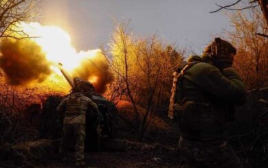 Дрони атакували критичну інфраструктуру: на Житомирщині – забруднення повітря, на Миколаївщині – відключення електрики