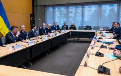 Москва назвала пересмотренное мирное предложение неприемлемым — стартовала встреча с США