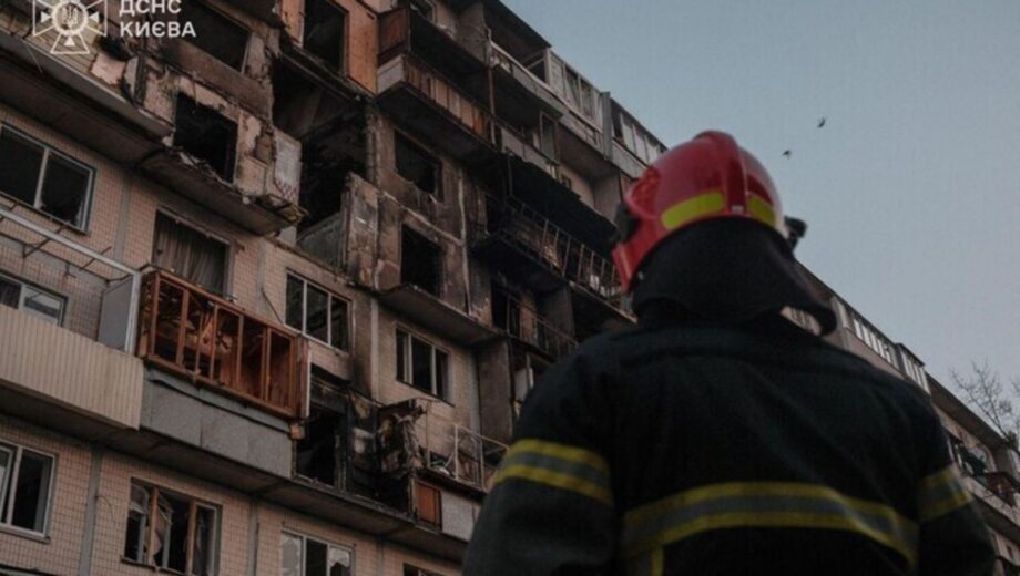 У Києві завершили рятувальні роботи після удару по Деснянському району