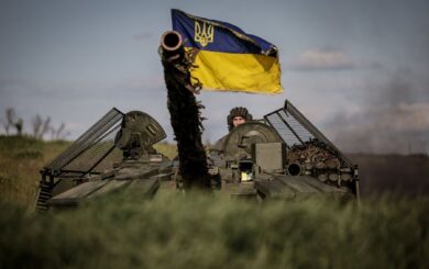 Военный полигон »Чауда» в Крыму пылает: новый удар по стратегическому объекту рф