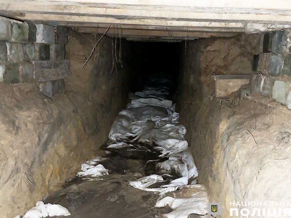 В Черниговской области задержали двух мужчин, которые взорвали банк, чтобы похитить более 5 млн грн