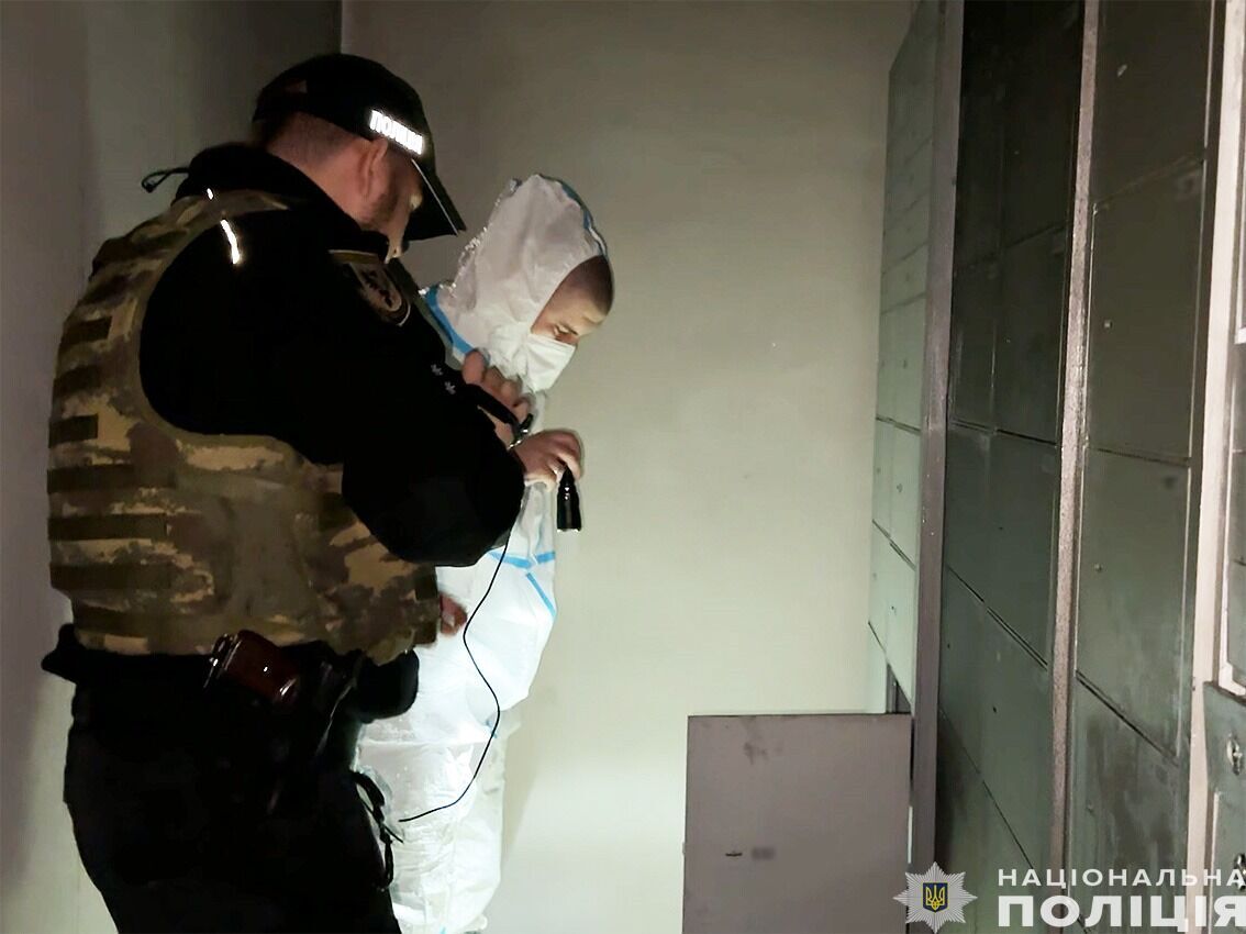 На Чернігівщині затримали двох чоловіків, які підірвали банк, щоб викрасти понад 5 млн грн