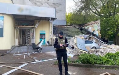 В Черниговской области задержали двух мужчин, которые взорвали банк, чтобы похитить более 5 млн грн