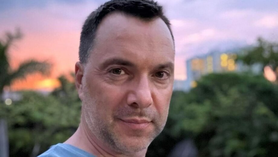 Арестович раскритиковал власть и заявил о необходимости »гнать ее тряпками»
