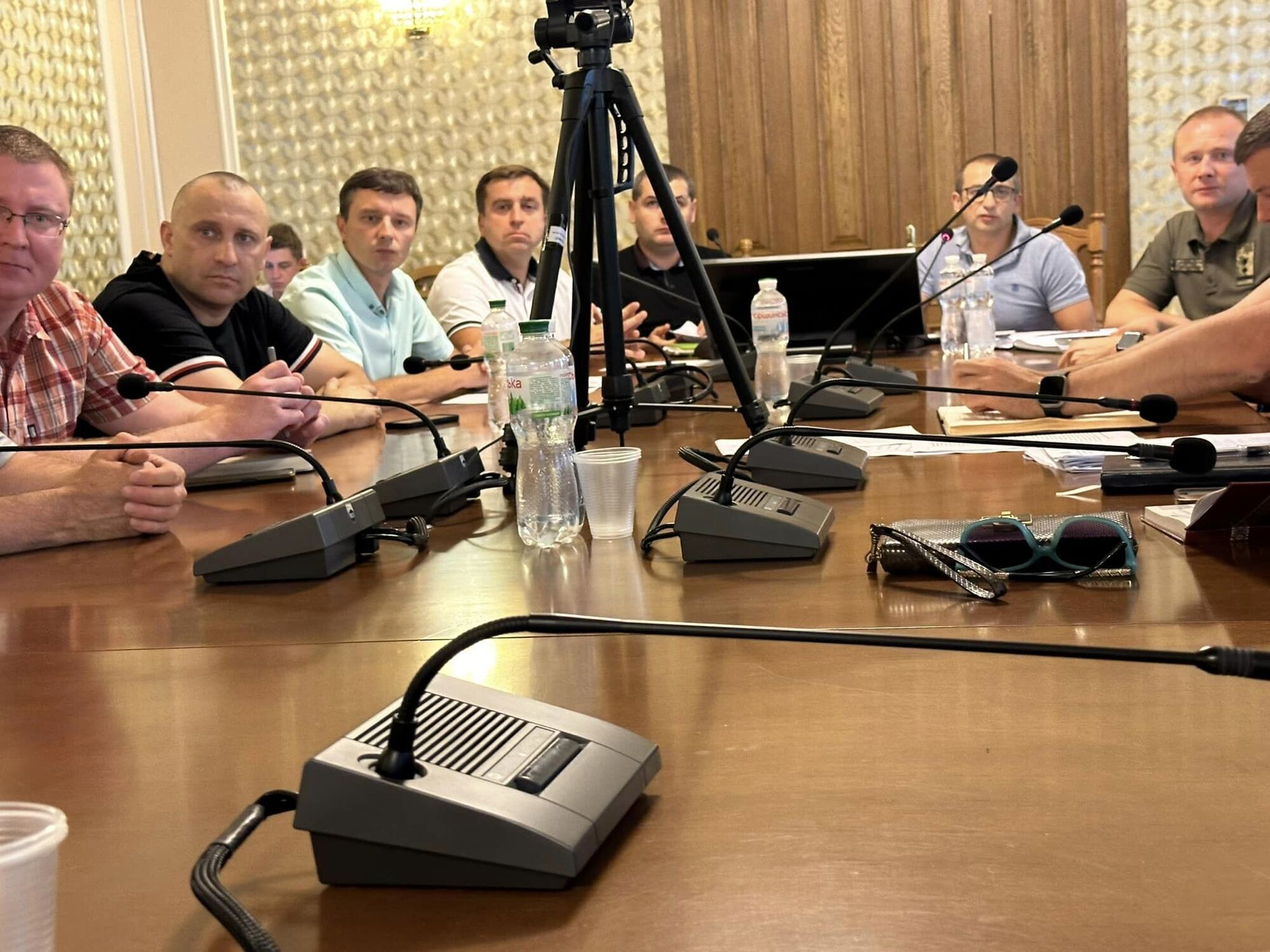 У Львові волонтери і державні служби обговорили проблеми ввезення гуманітарного вантажу