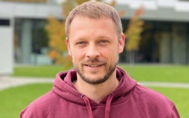 Визит за сомнительной подписью: как заместитель начальника Херсонской МВА уехал во Францию без разрешения