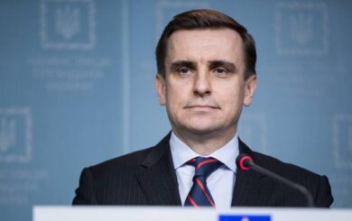 Обыск у советника Порошенко Константина Елисеева вызвал волну критики в »Европейской солидарности»