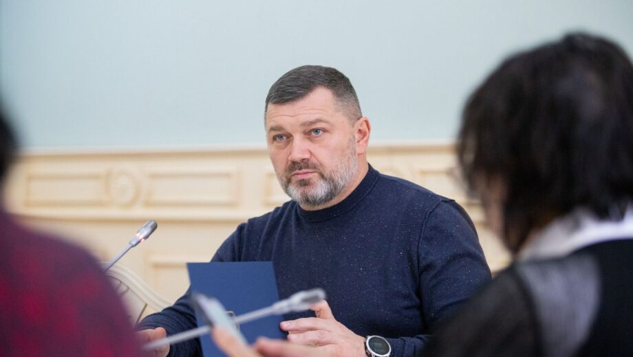Поворозника уволили из-за инцидента в День траура – распоряжение подписал Кличко