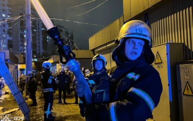 В Киеве горел рынок »Десна»: есть пострадавшие