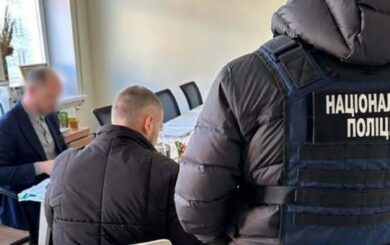 Хабарі за ”чисте” повітря: посадовцю КМДА повідомлено про підозру