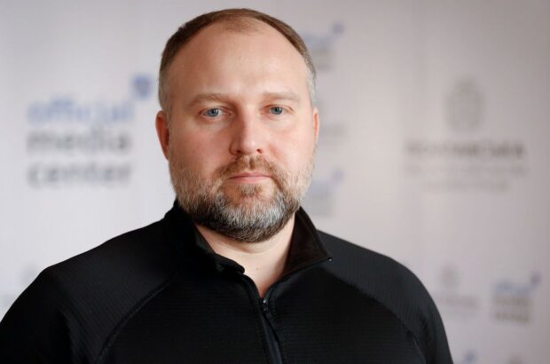 Пронін приховує доходи родини і живе в елітній квартирі на тещу – Гончаренко