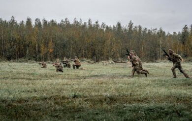 Украина пойдет на уступки: в мирное время армия не будет превышать 800 тысяч – FT