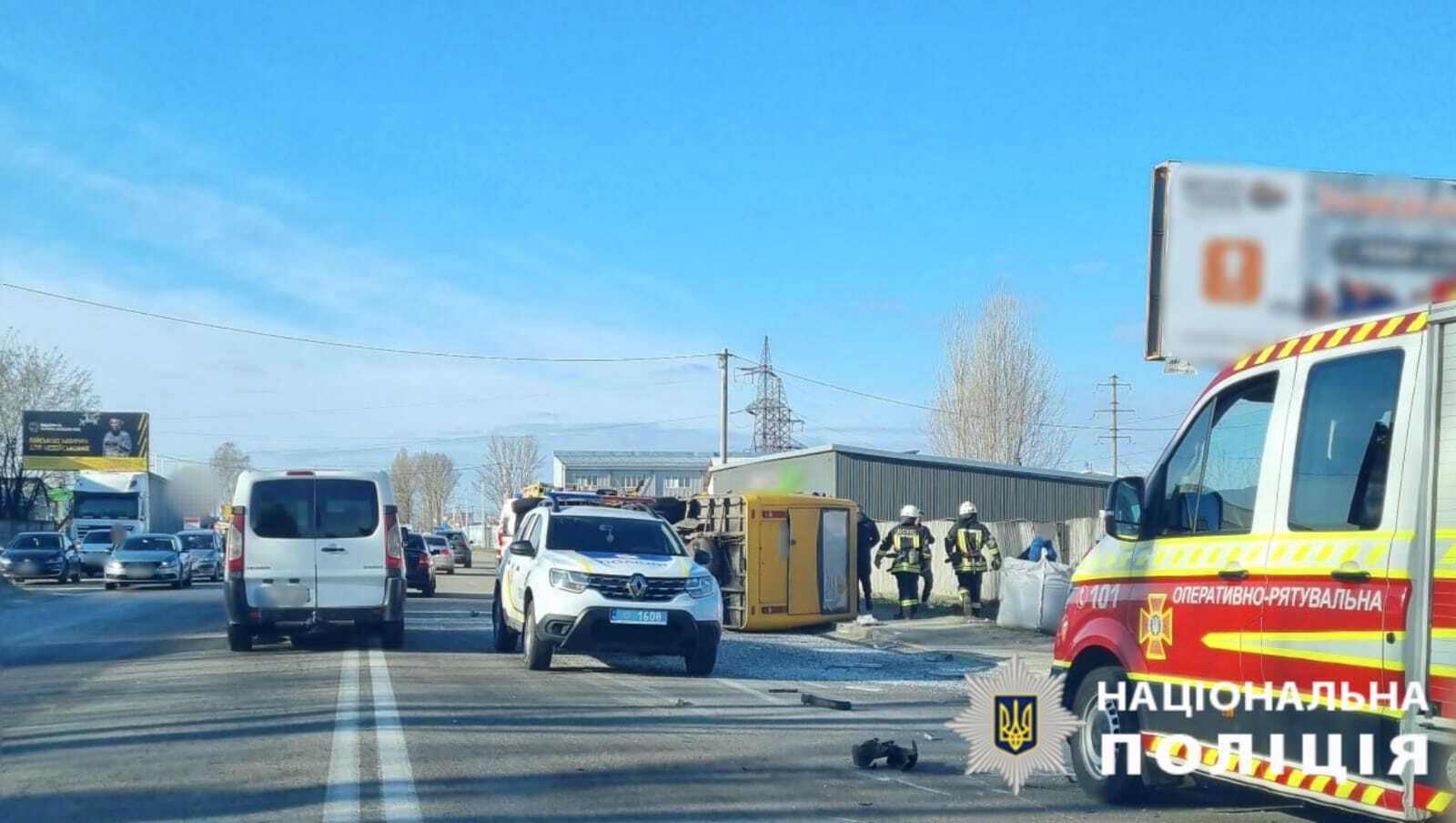 У Вишневому ДТП з маршруткою, є постраждалі
