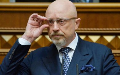 Медіа повідомили про обшук у Резнікова – НАБУ утримується від коментарів