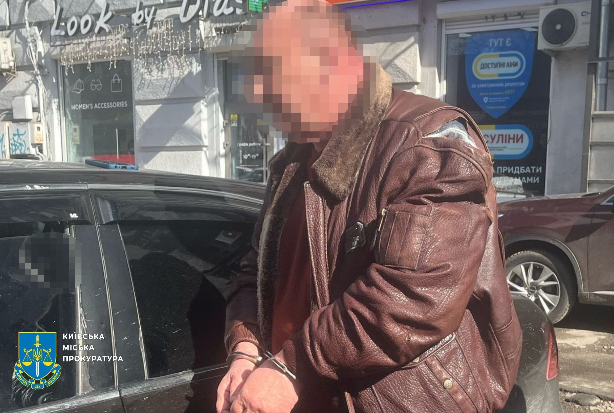 Киевские мошенники предлагали ''белые билеты'' за 25 тысяч долларов