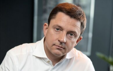 »Иду из политики»: Олесь Довгий покидает Верховную Раду
