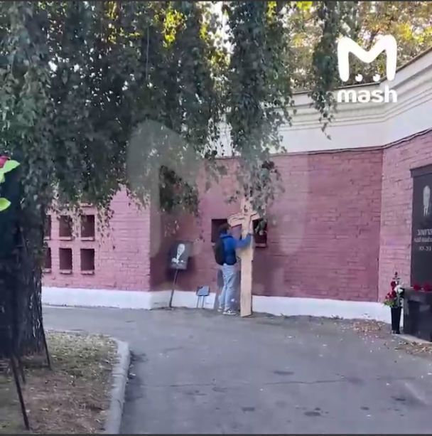 Скандал в Москве: осквернена могила сторонника войны в Украине Маслякова