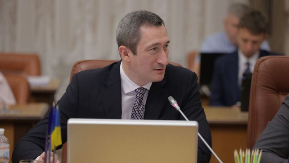 Збитки для держави понад 1 млрд: віцепрем’єра Чернишова підозрюють у масштабній будівельній схемі
