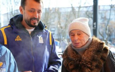 Более тысячи домов в Киеве до сих пор без тепла: фонд »Надежда», Валерий Дубиль и Вита Присяжнюк поддерживают пострадавших жителей столицы