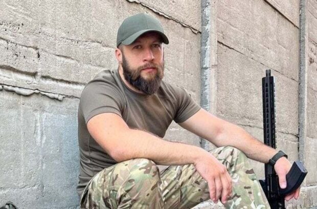 »Чтобы жить в мирной стране, ее нужно уметь защищать»: Жорин высказался по поводу военной подготовки учеников