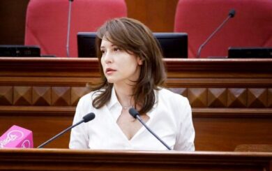 Військові вимагають відставки заступниці Кличка Хонди через ”корупційне болото” в КМДА