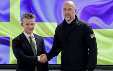 Шмигель і Йонсон підписали лист про оборонну співпрацю