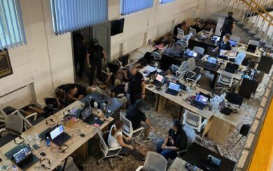 Полиция разоблачила международную сеть мошенников, которая годами обворовывала украинцев из-за фейковых колл-центров