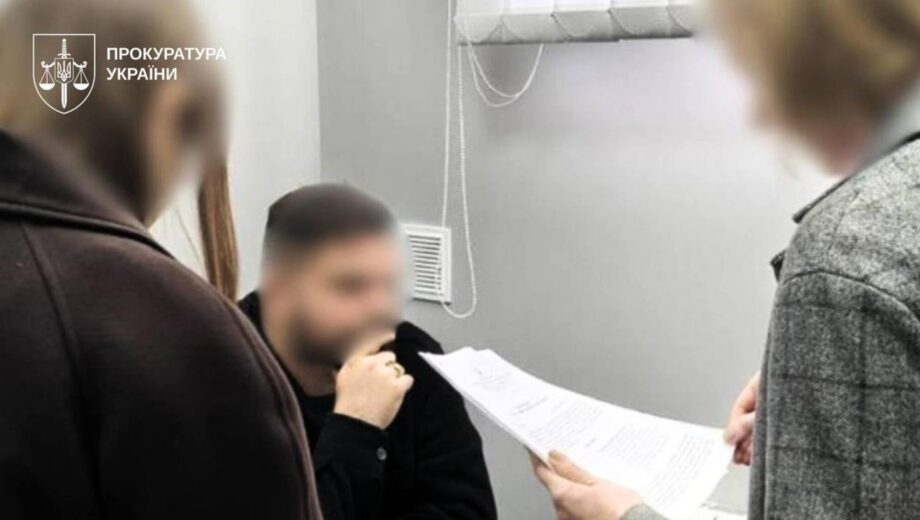 Земля, квартира и миллионы доходов: депутата райсовета подозревают во лжи в декларациях на 46 миллионов