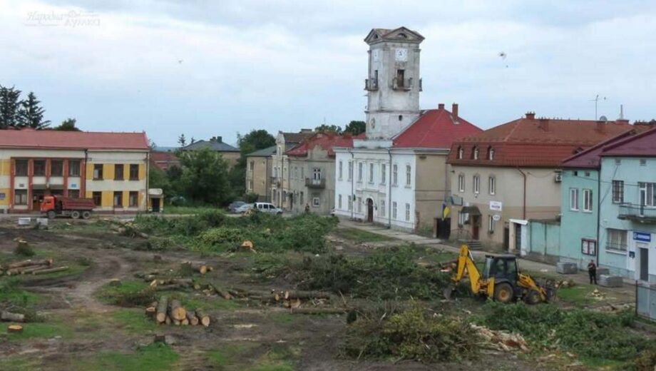 Реконструкция сквера в Городке: вырубка 70 деревьев, новый парк и финансирование ЕС