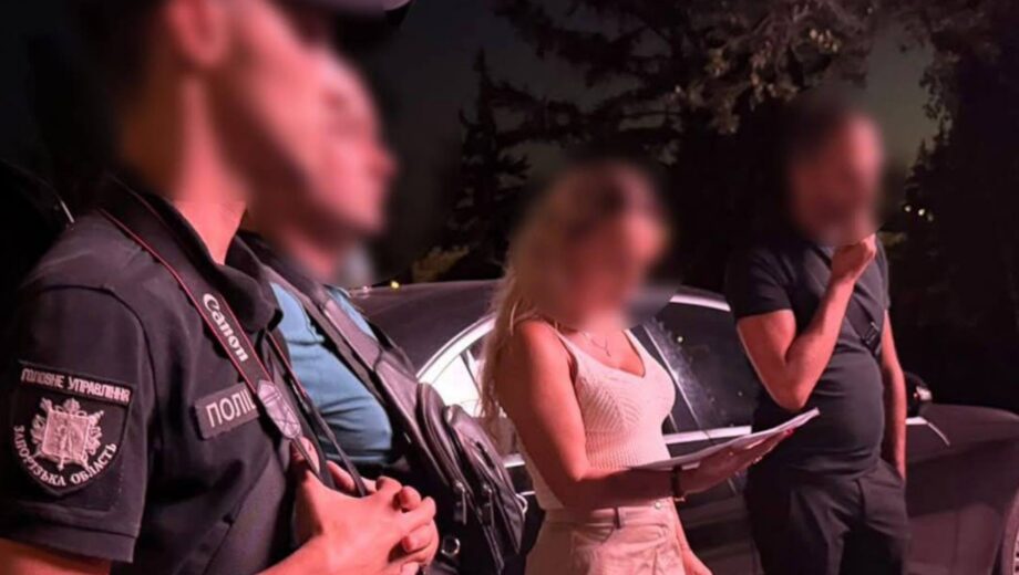 В Запорожье адвокат организовала схему »льготных справок» для выезда за границу