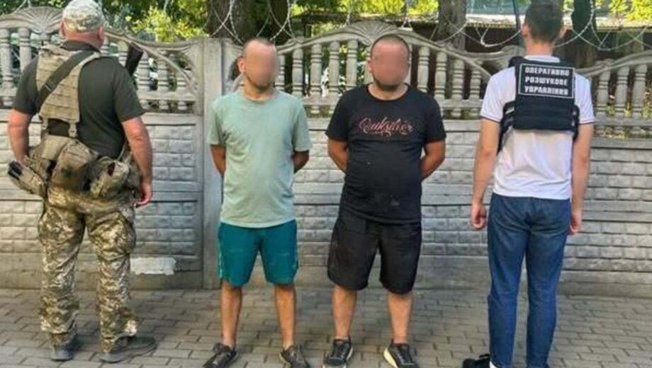 Пограничники Закарпатья поймали уклонистов на электросамокатах у границы со Словакией