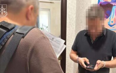 У Дніпрі чоловіка засудили на 8 років за спробу передачі наркотиків до колонії