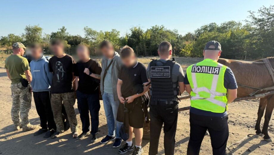 На Одещині затримали переправників призовників через кордон