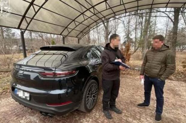 Декларации не сходятся: экс-чиновник »Лесов Украины» получил 13 млн грн необоснованных активов