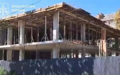 Незаконное строительство в Киеве: суд вернул землю общине