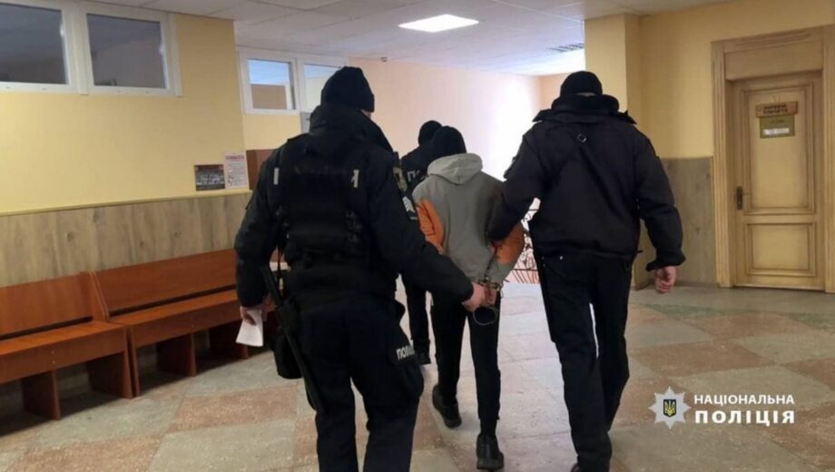 18-летний отец убил младенца ударом по голове, потому что тот плакал