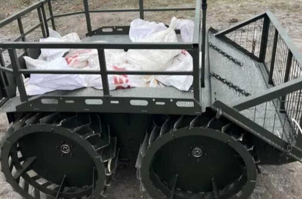 На озброєнні у ЗСУ зʼявиться безшумний робот-логіст ”Змій логістичний”
