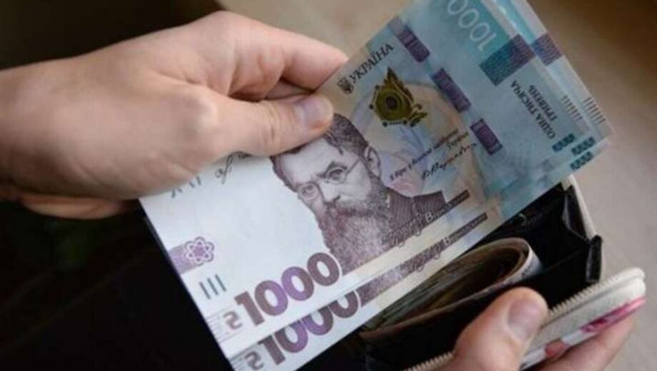Педагогам вдвойне повысят зарплату: когда произойдет улучшение