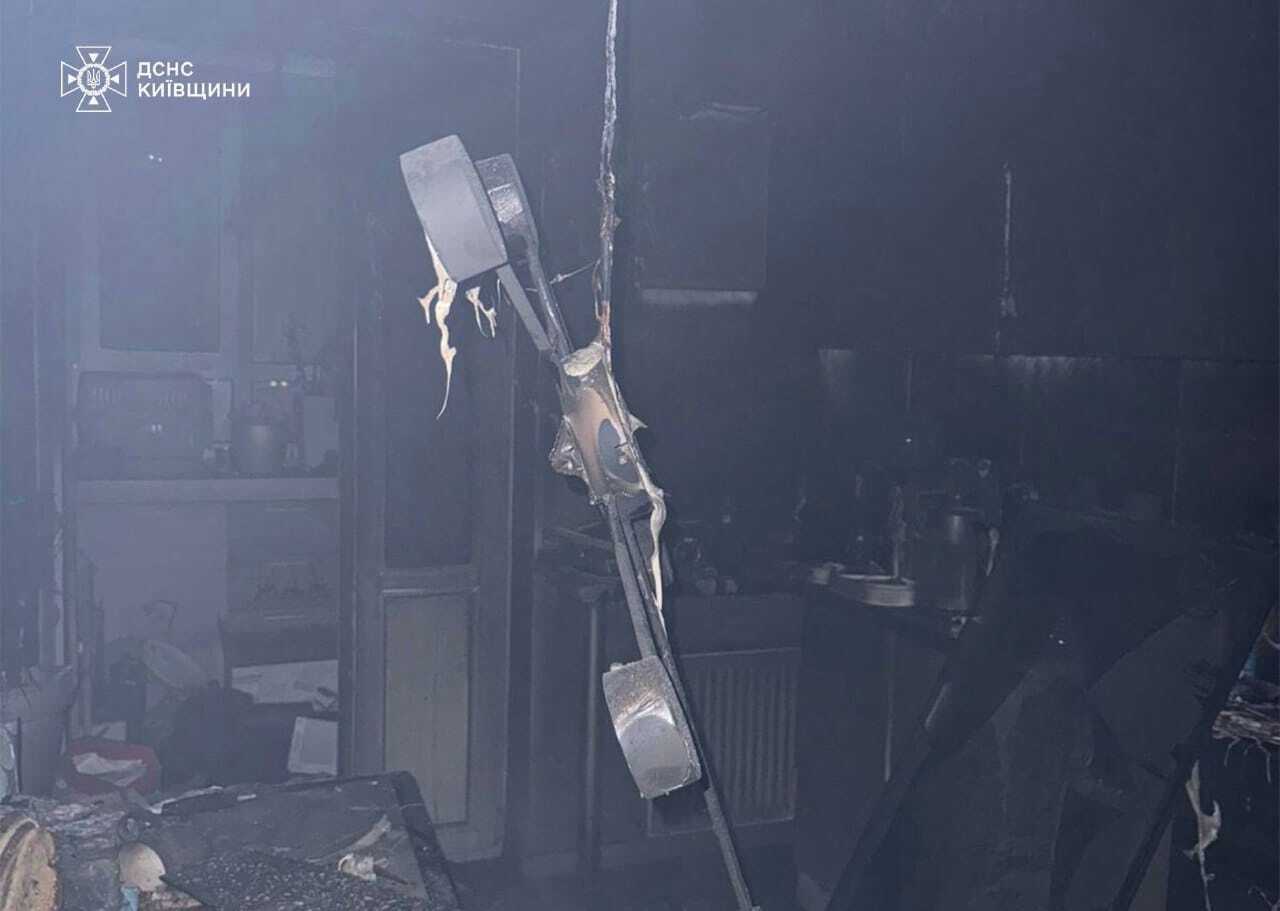 В Киевской области взорвалось зарядное устройство: пострадала семья с двумя детьми