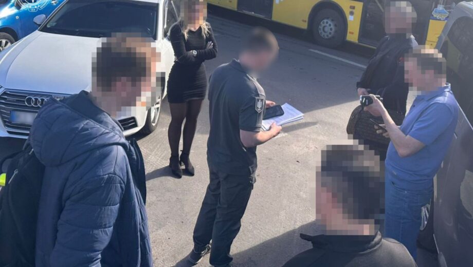 Колишні поліцейські у Дніпрі незаконно втручались у системи – слідство фіксує понад 500 вилучених даних