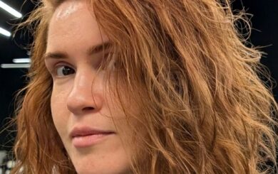 Безуглая показала новую прическу и призвала к забастовке в ВР