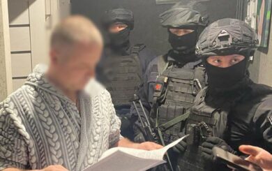 Посадовці та підрядники організували схему завищення цін на утеплення фасадів шкіл