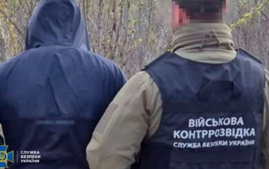 У Харкові СБУ затримала агента рф, який підпалював авто ЗСУ за гроші