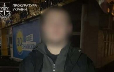 У Києві 79-річного пенсіонера ошукали на понад 600 тис. грн за схемою ”ваш родич у біді”: затримано підозрюваного
